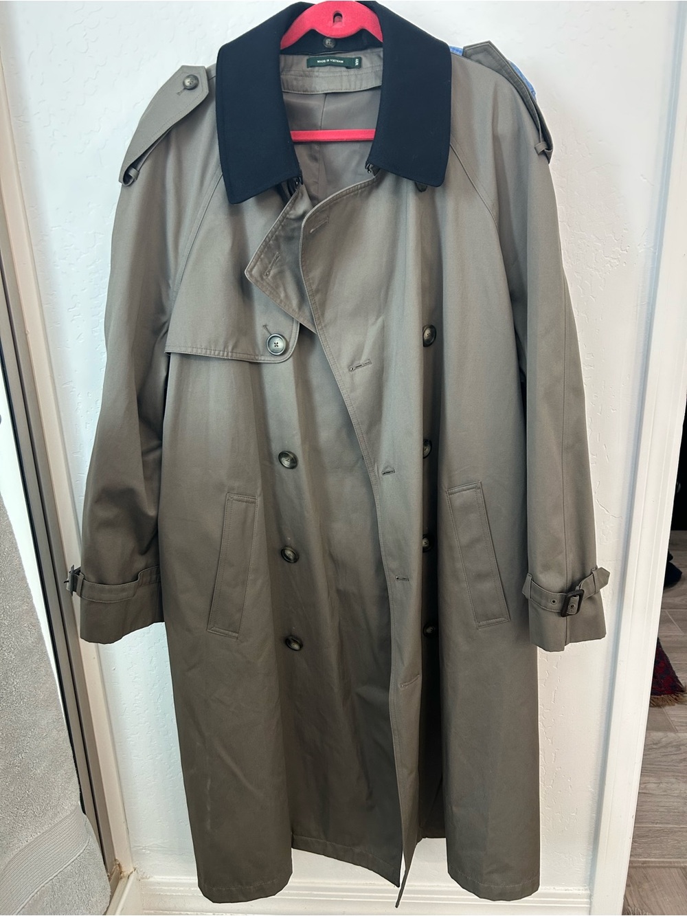 Lauren Ralph Lauren Trench Coat  46R